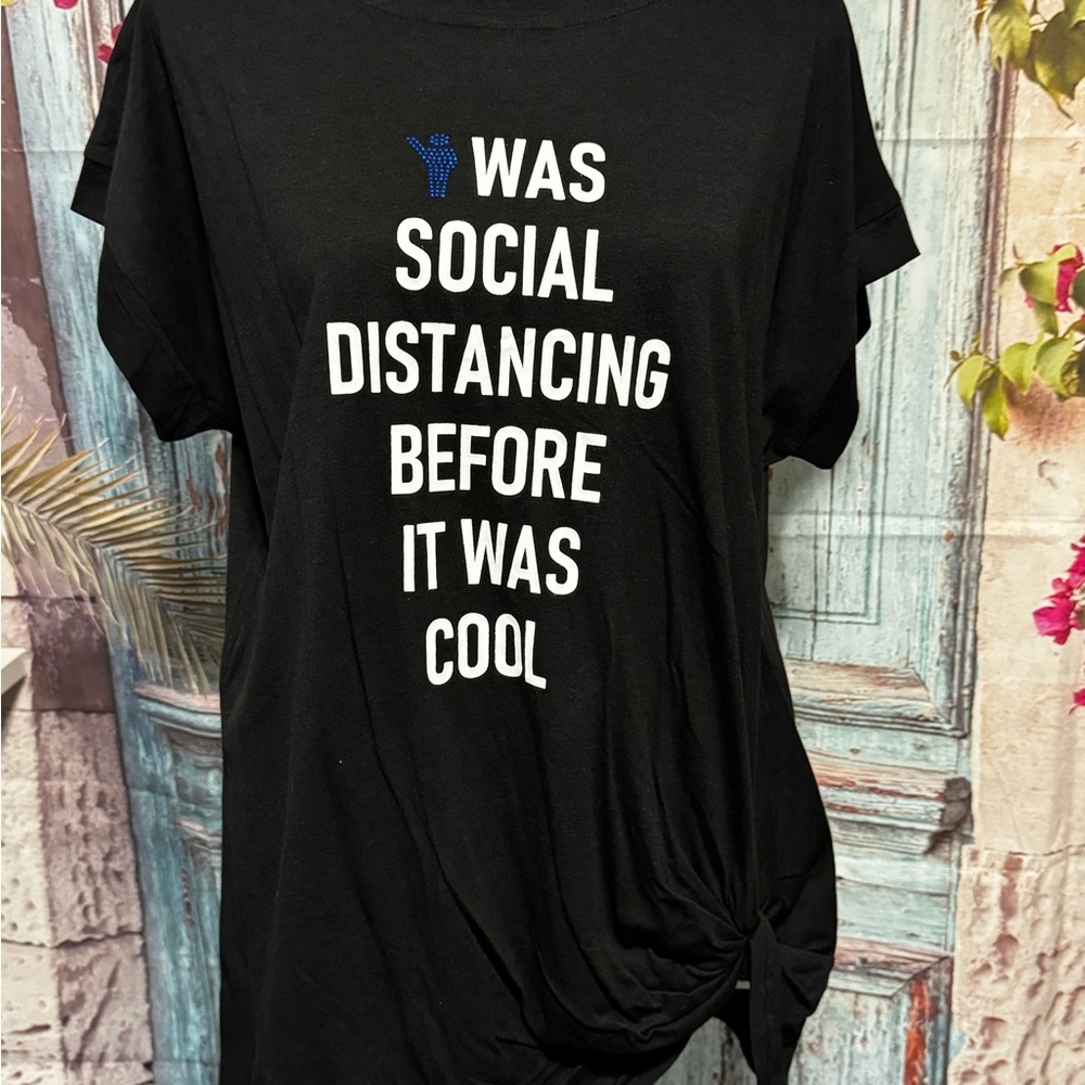 Social Distancing Large T-Shirt Black Twist Side - She + Sky